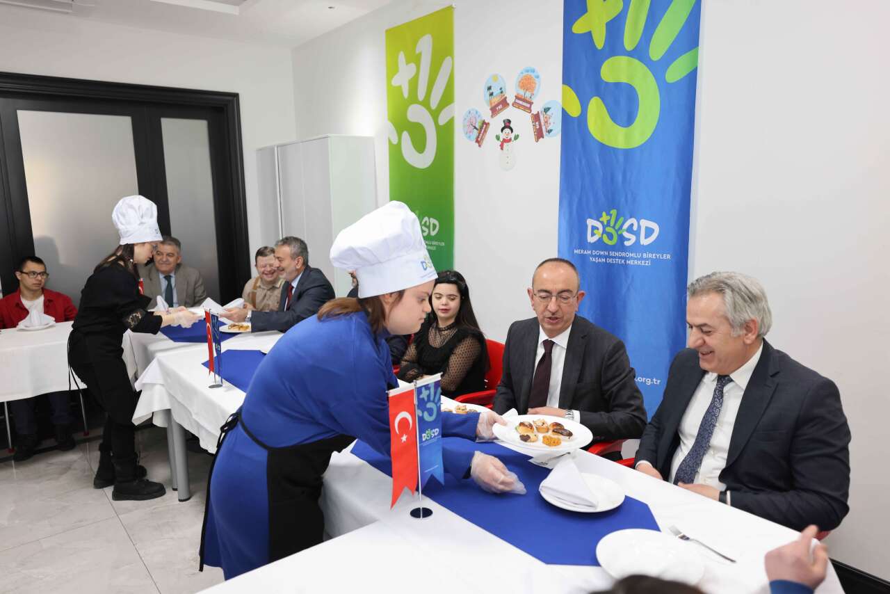 İş kapıları açan DOSD Meram ilk mezunlarını verdi 1